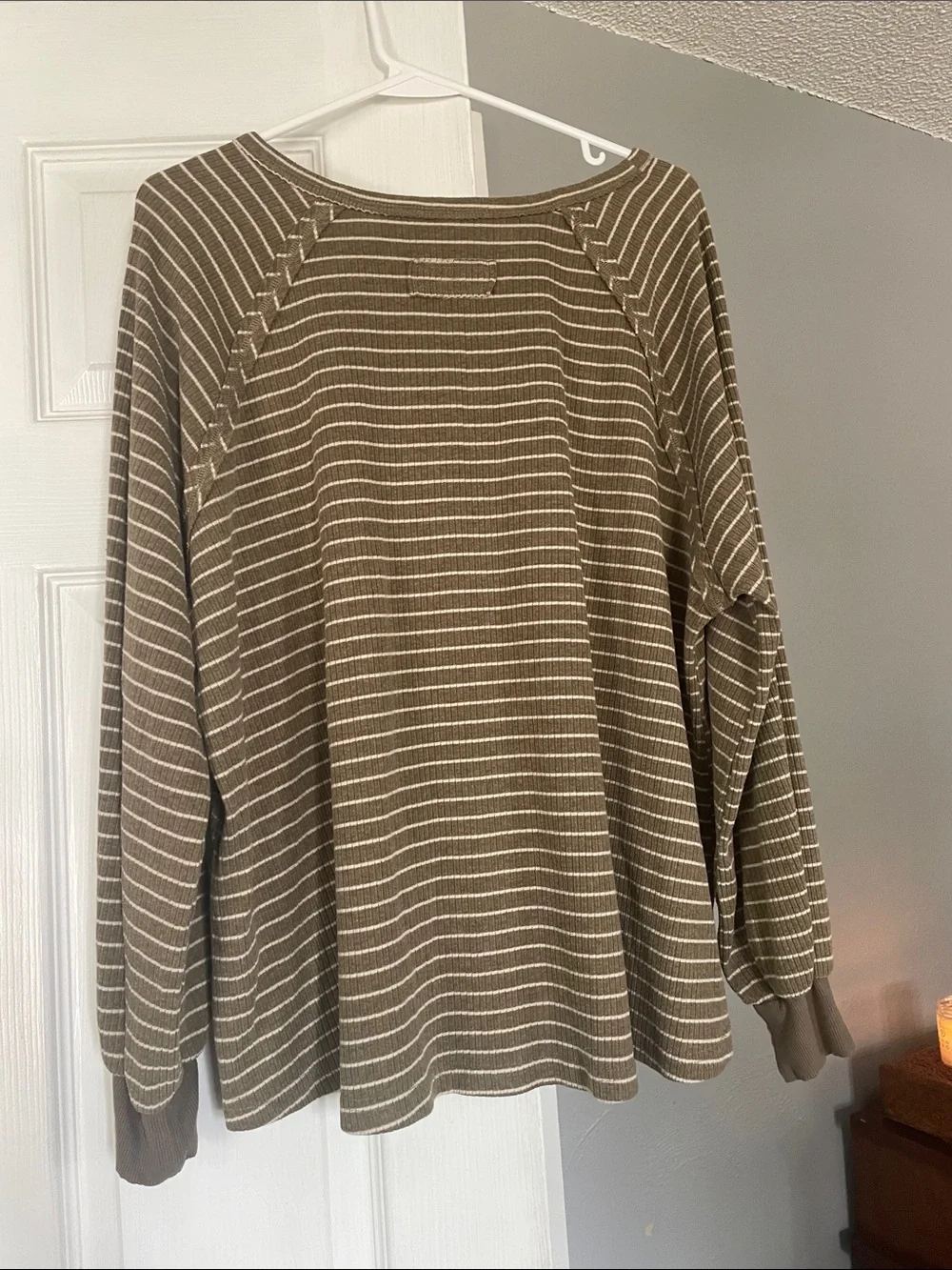 Loose flowy ribbed olive green striped top